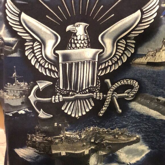 US Navy Honor Courage Commitment Tee Shirt S - Picture 6 of 10